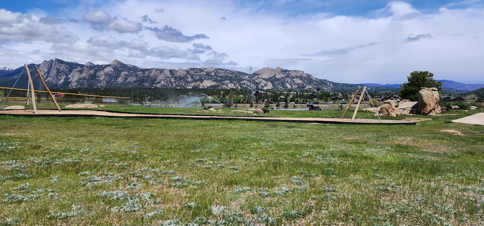 Playground, photo 3