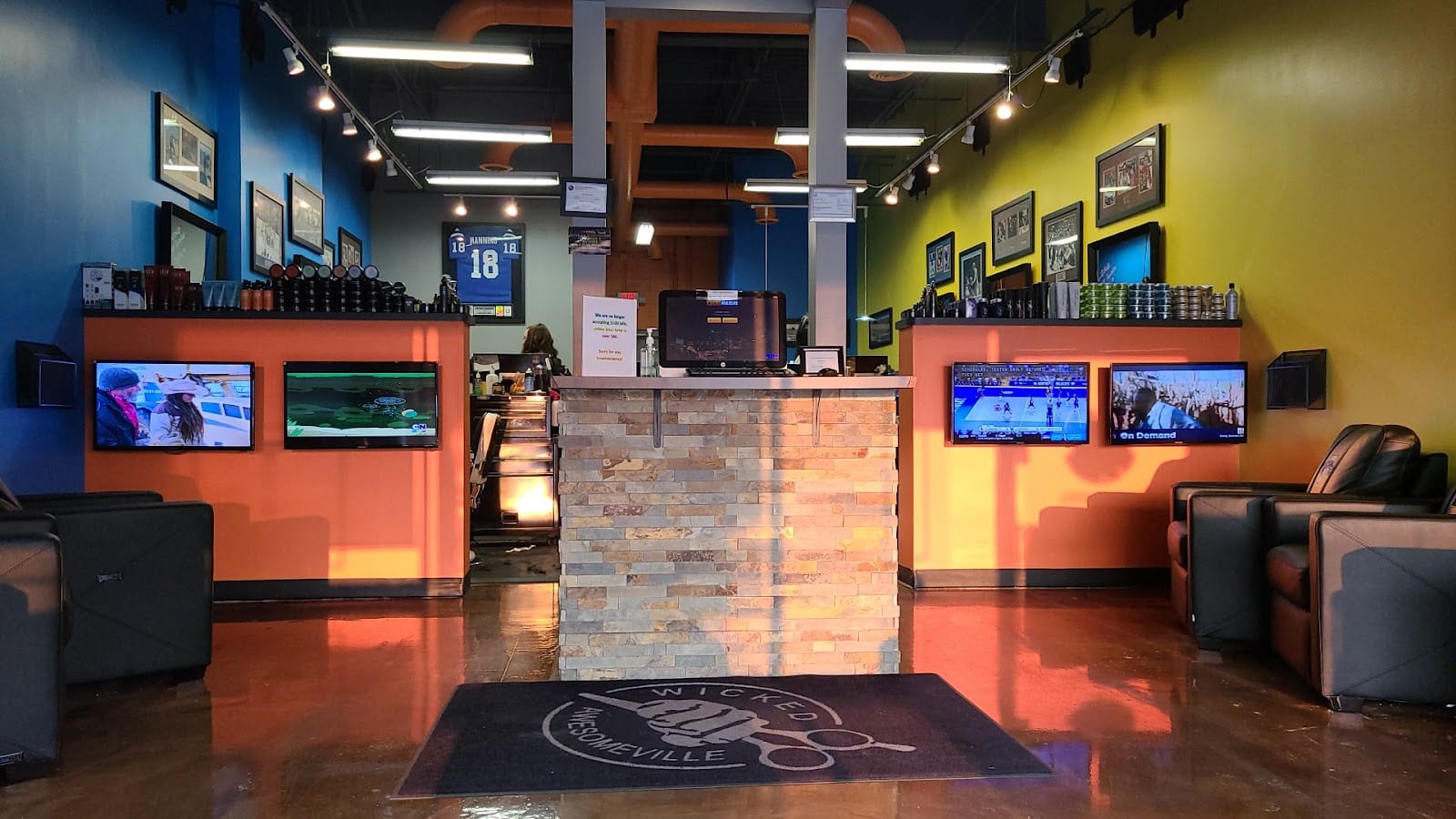 Lady Jane's Haircuts for Men- Fort Wayne (Coldwater Rd & E Coliseum Blvd)