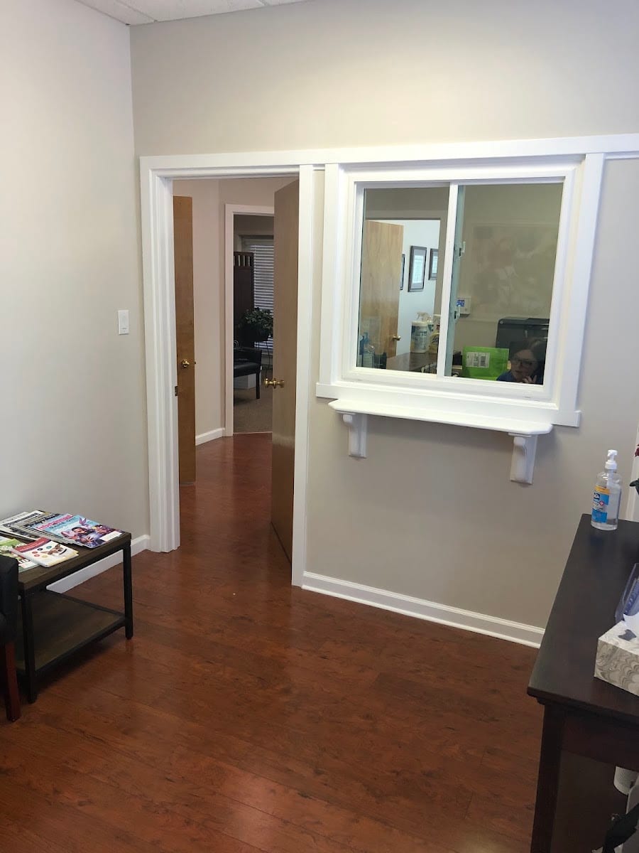 Dr. Lynda Wayne Audiologist, photo 4