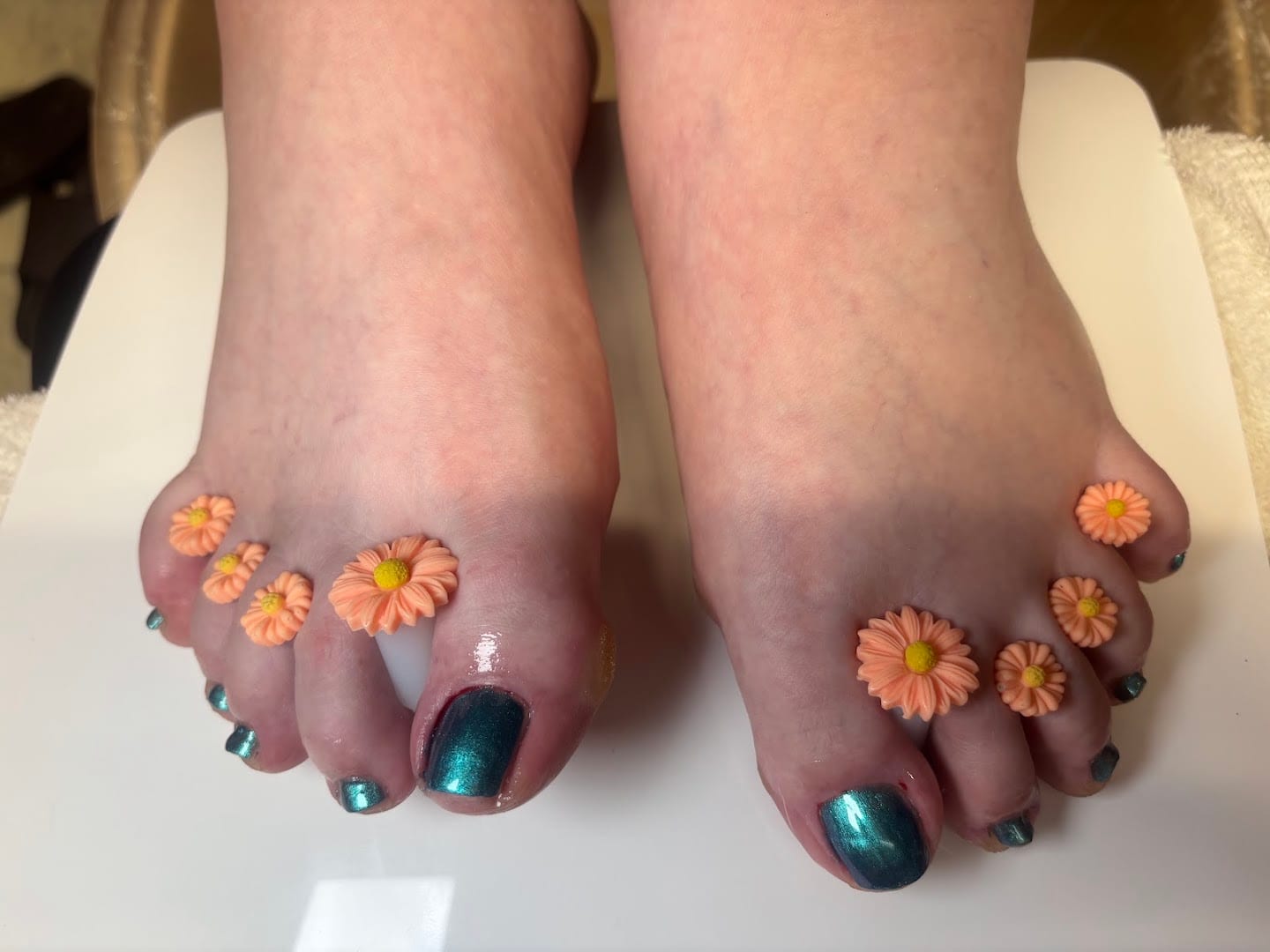 Tella Nail’s
