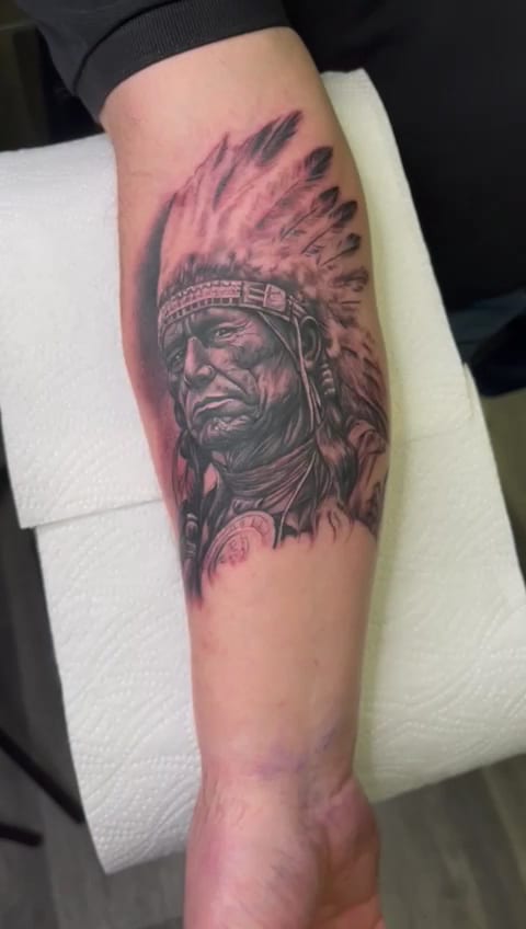 Hollow Bones Tattoo Studio, photo 3