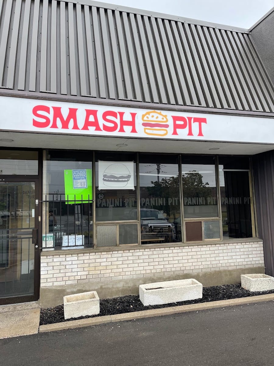 Smash Pit Etobicoke, photo 2