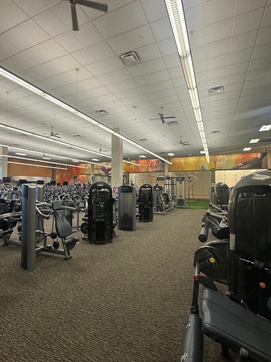 Genesis Health Clubs - West Little Rock