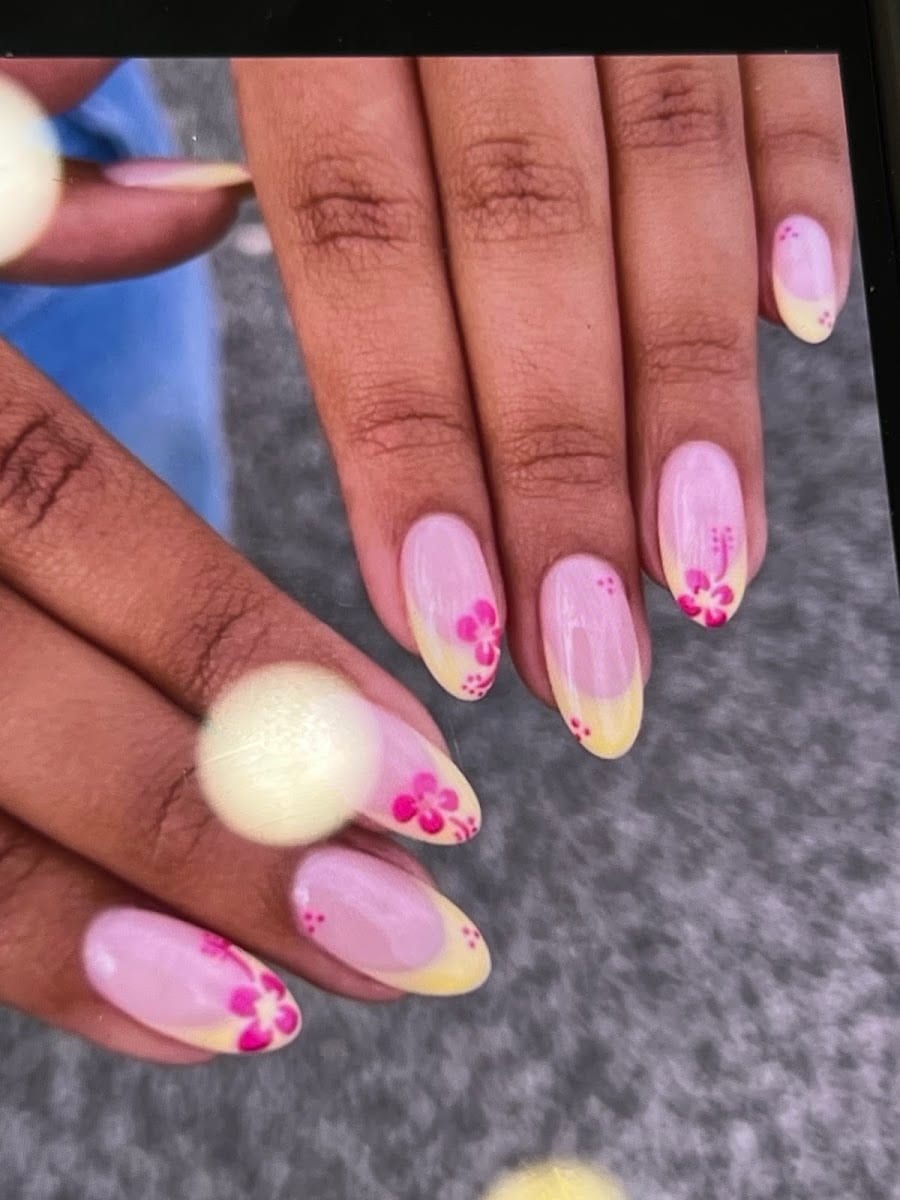 Pink & white dip nails spa, photo 2