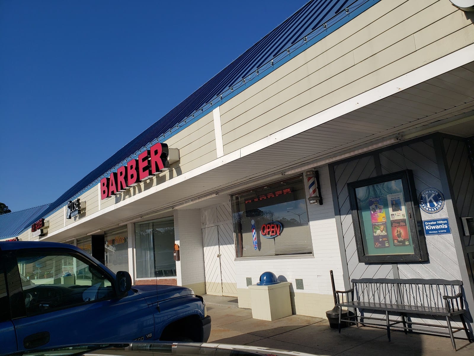 Warwick Barber Shop, photo 2