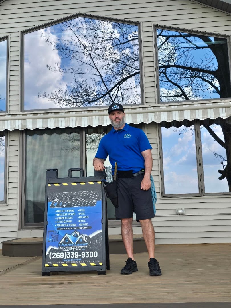 Liquid Laser Power Washing & Soft Wash