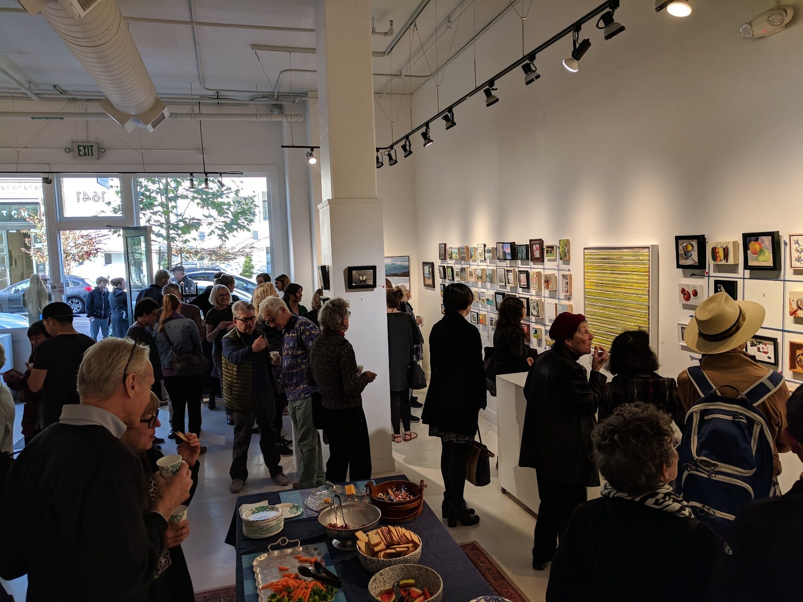 Studio Gallery, photo 2