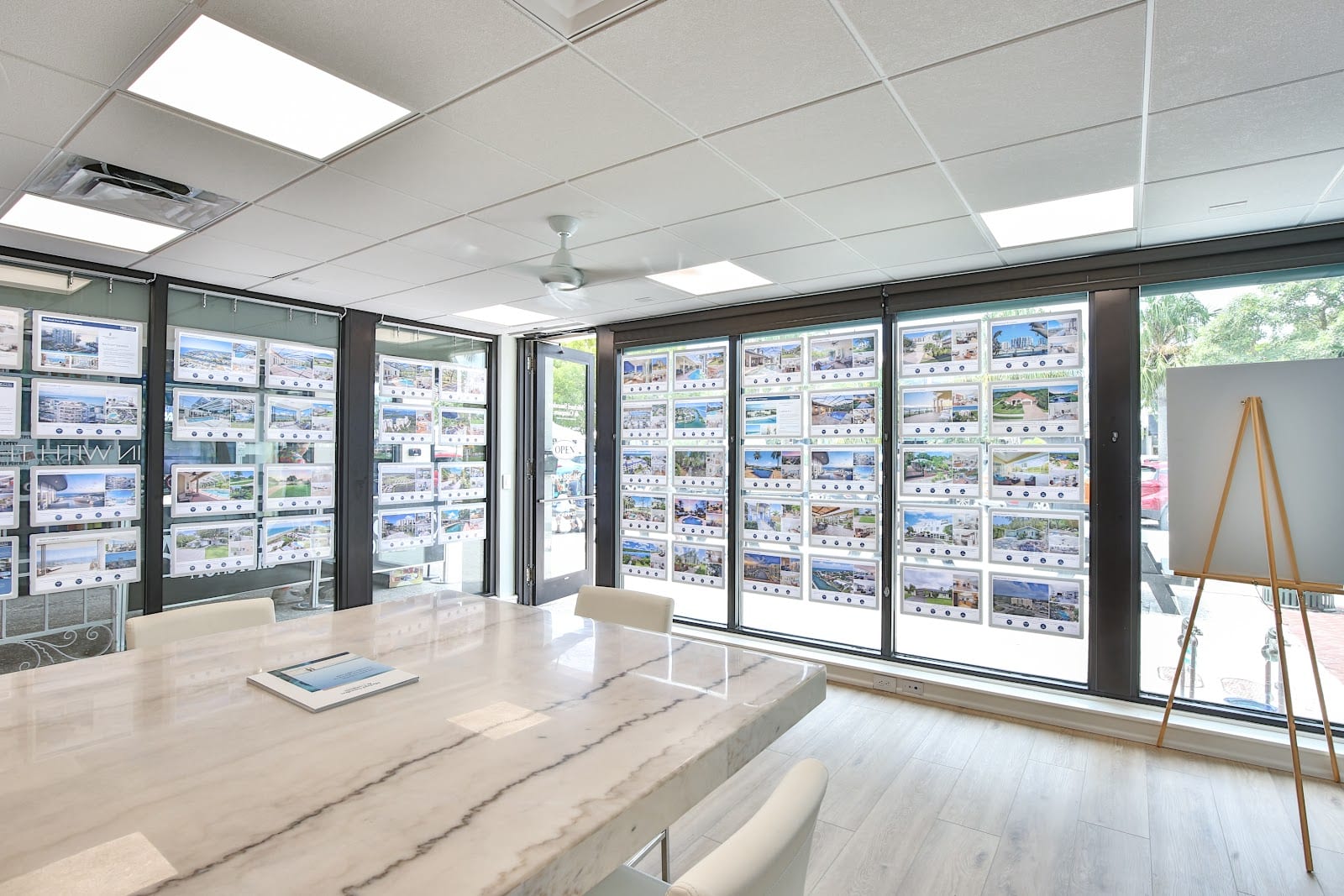 Michael Saunders & Company - St. Armands Circle, photo 2