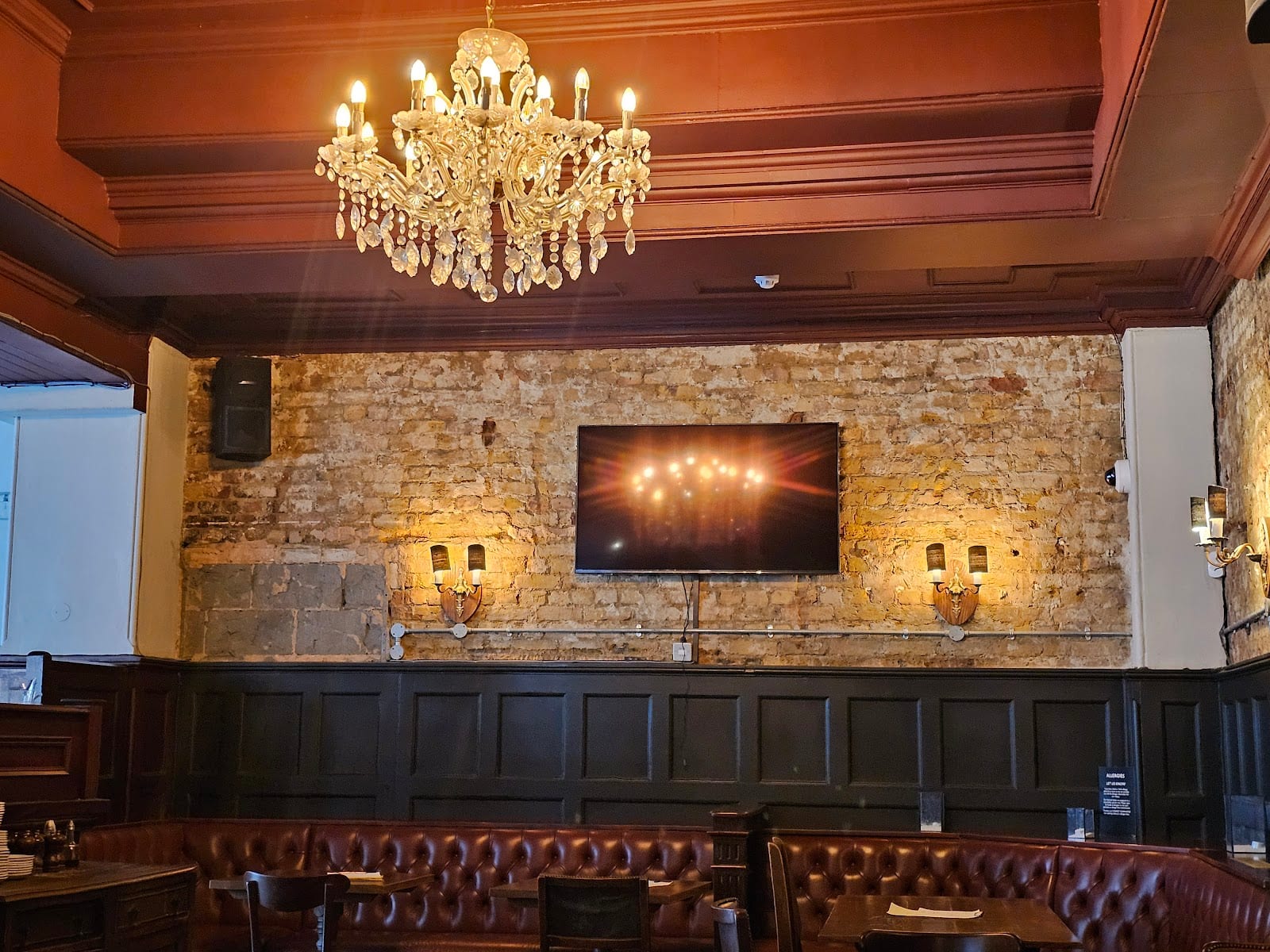 The Golden Fleece, photo 3