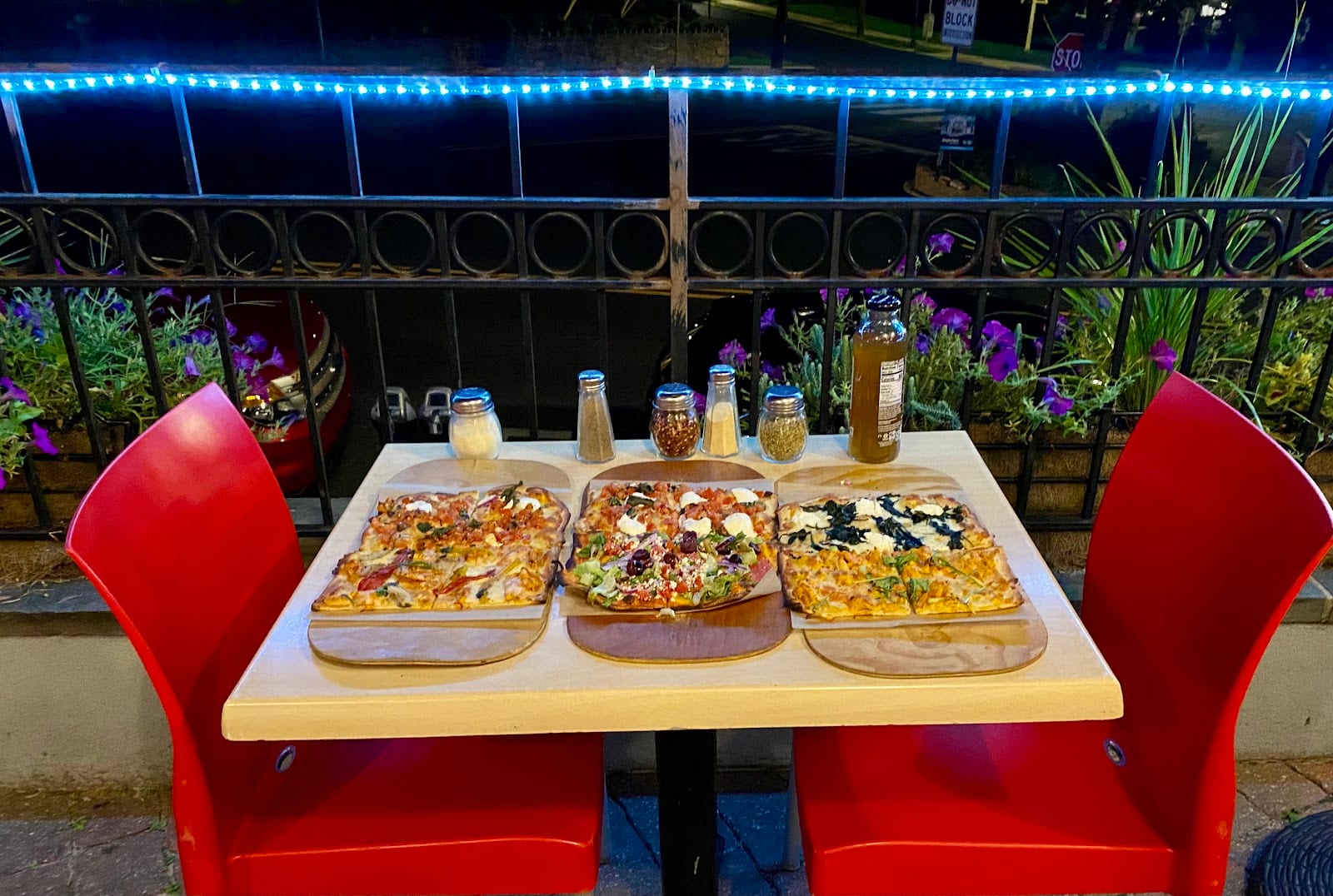 Jules Thin Crust