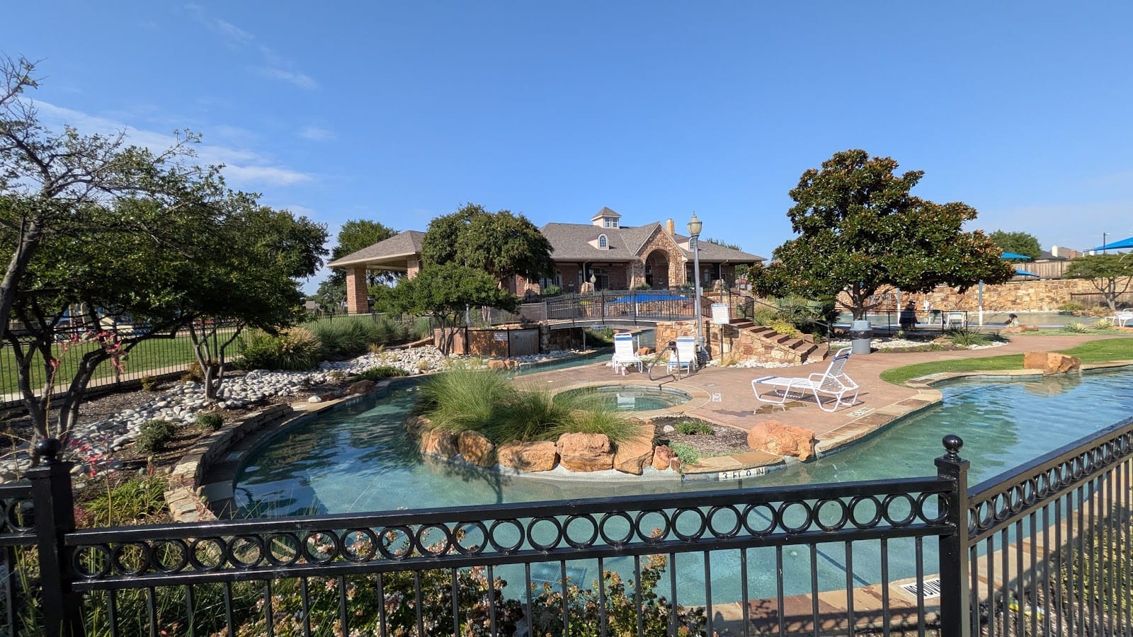 Heritage Lakes Amenity Center, photo 3