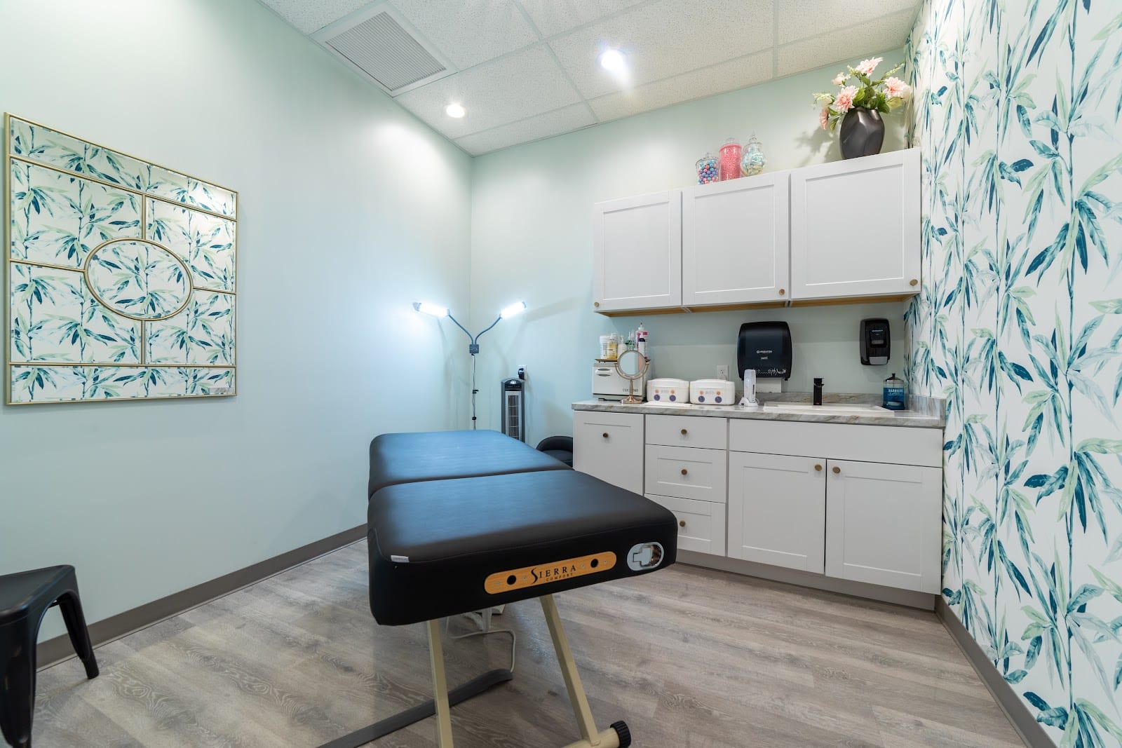 Hello Sugar | Williams Center Brazilian Wax & Sugar Salon