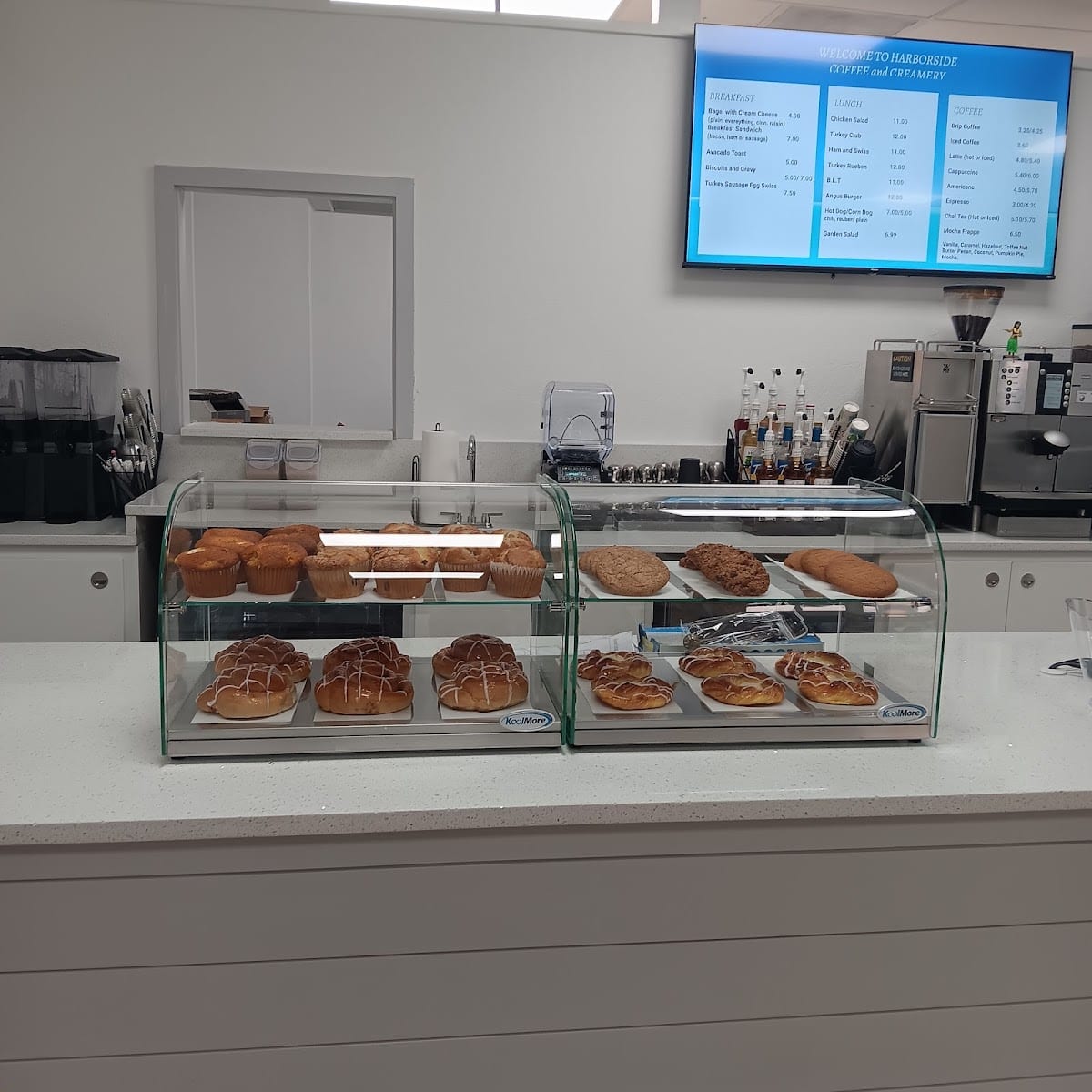Harborside coffee and creamery