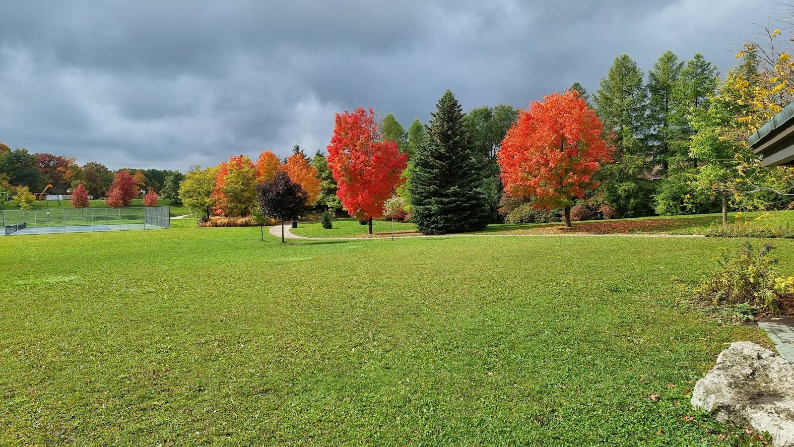 Larratt Lea Park, photo 3