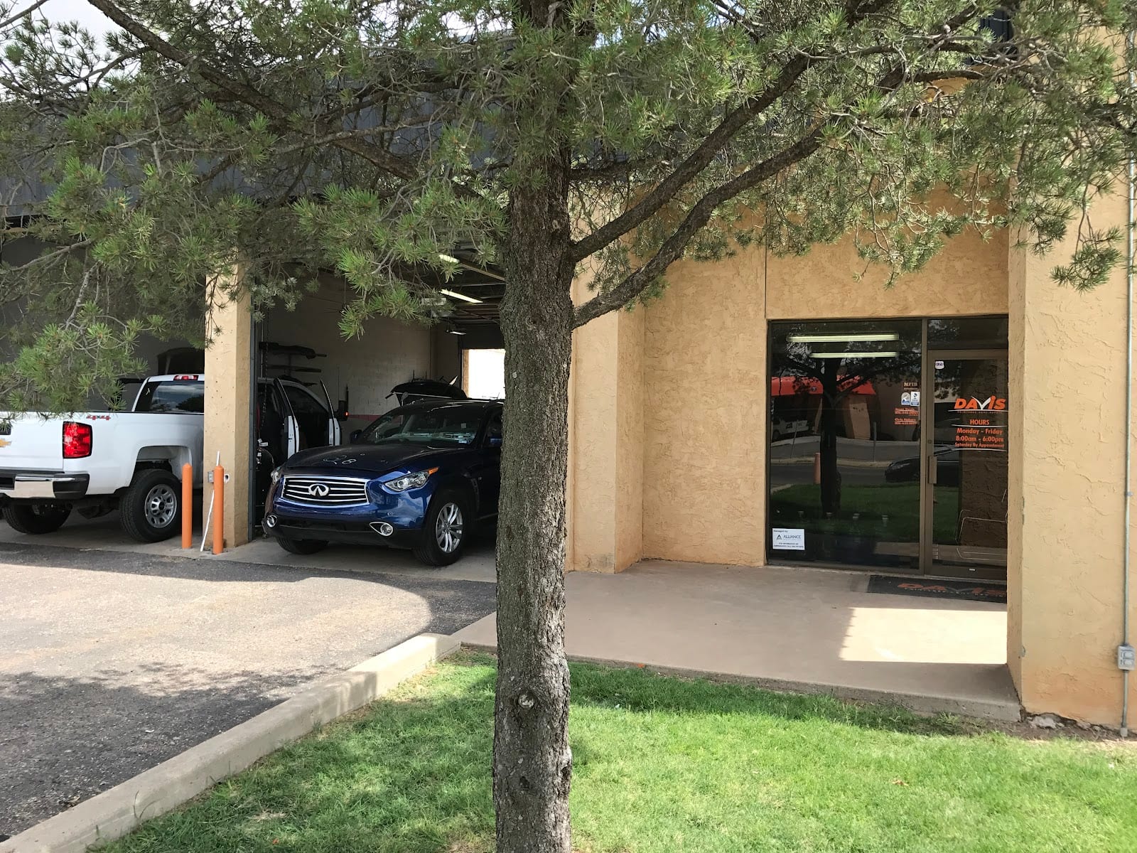 Davis Dent Repair, photo 4
