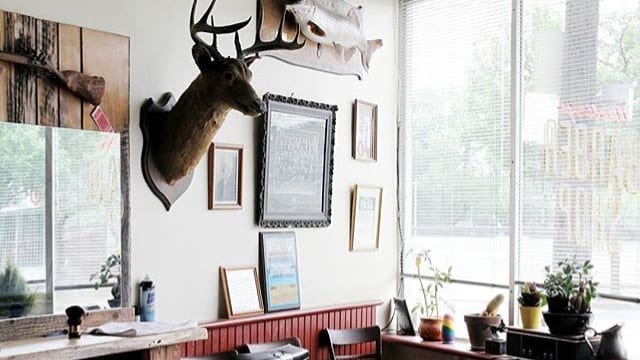 Hastings Barber Shop Danforth, photo 2