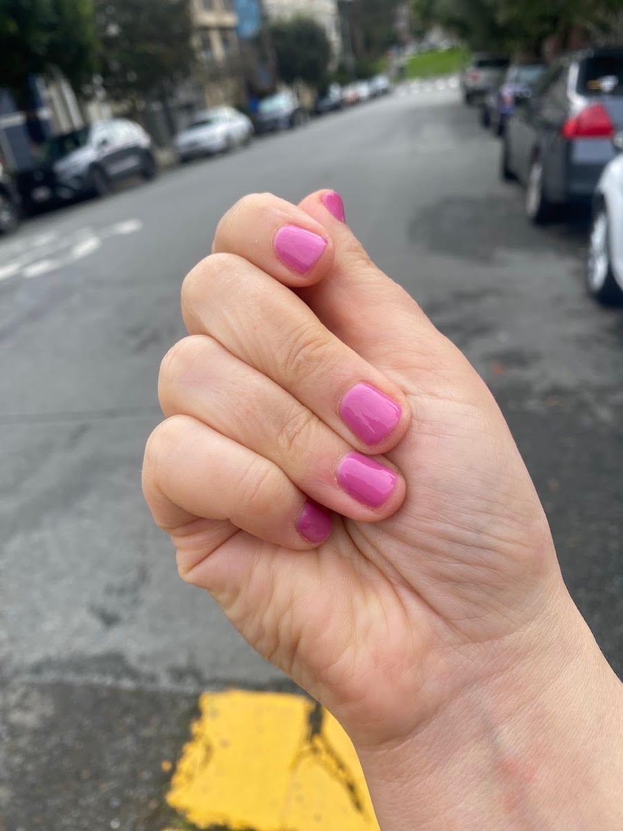 Four Seasons Nails & Tanning
