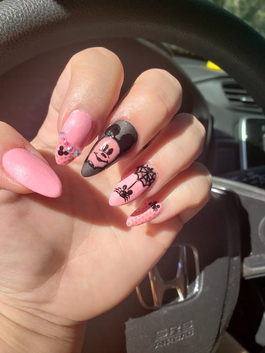 Nails by Nici