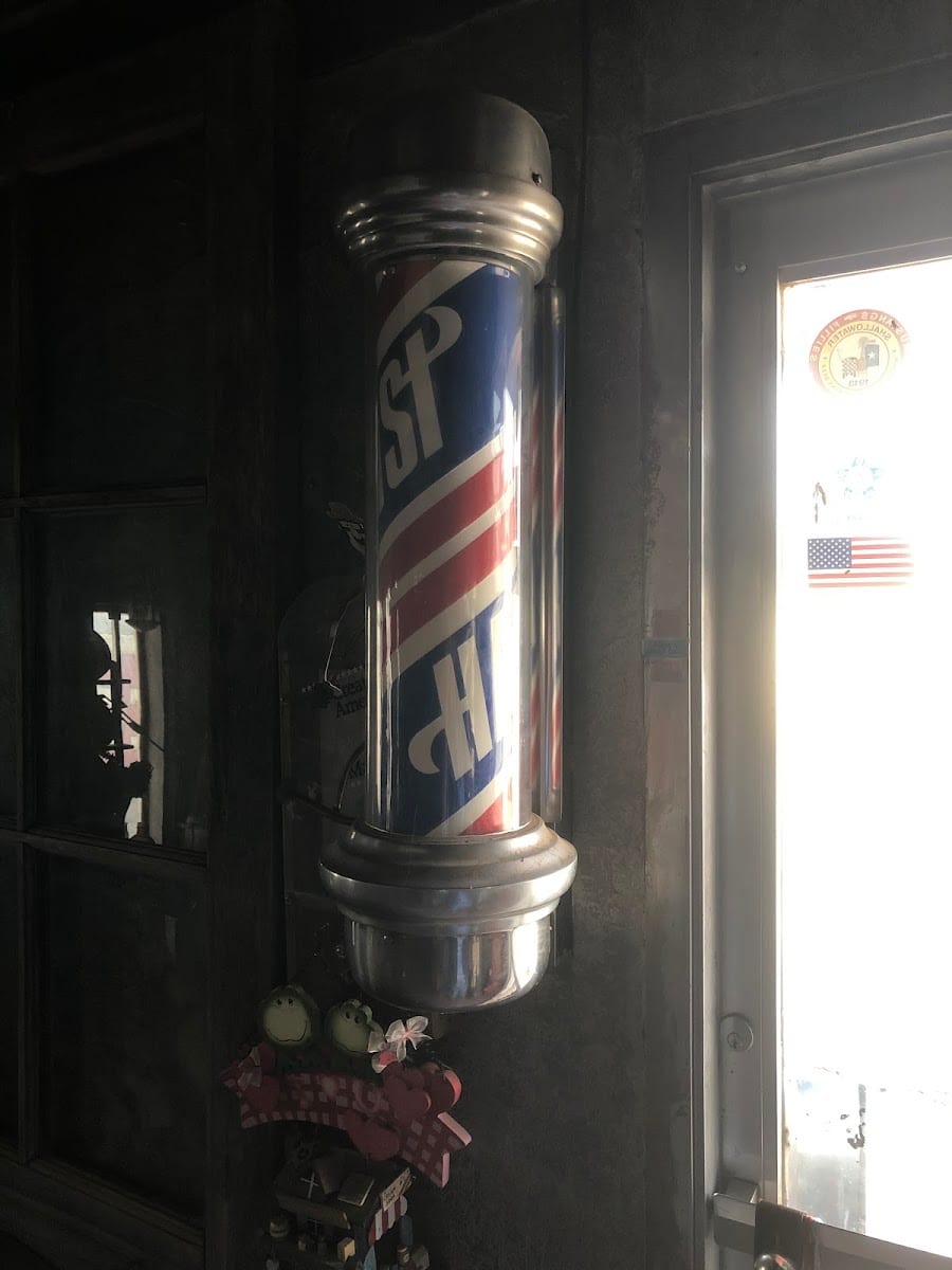 Mustang Barbershop &Trading Post