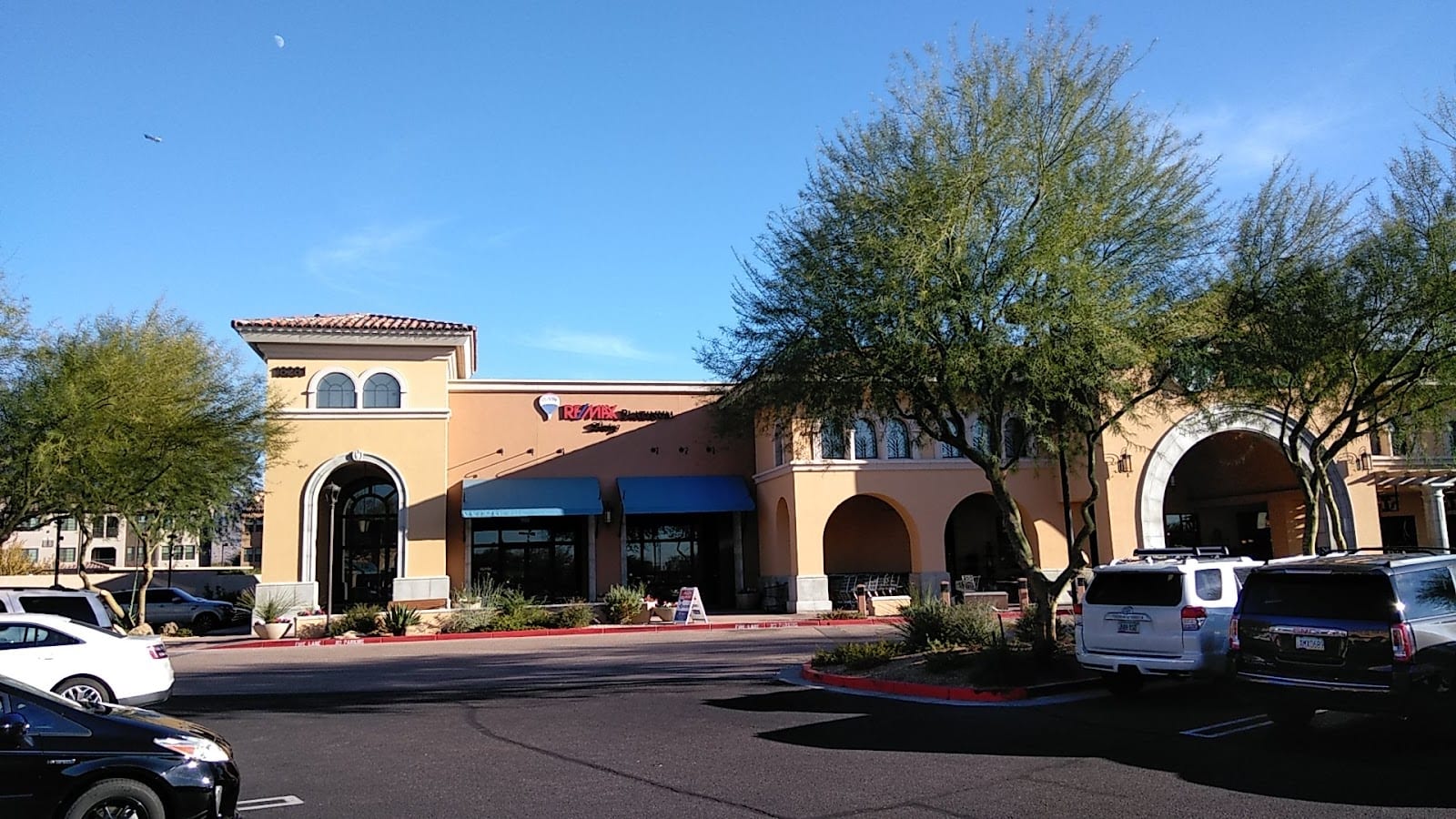 Macklin Group with Platinum Living Realty., photo 3