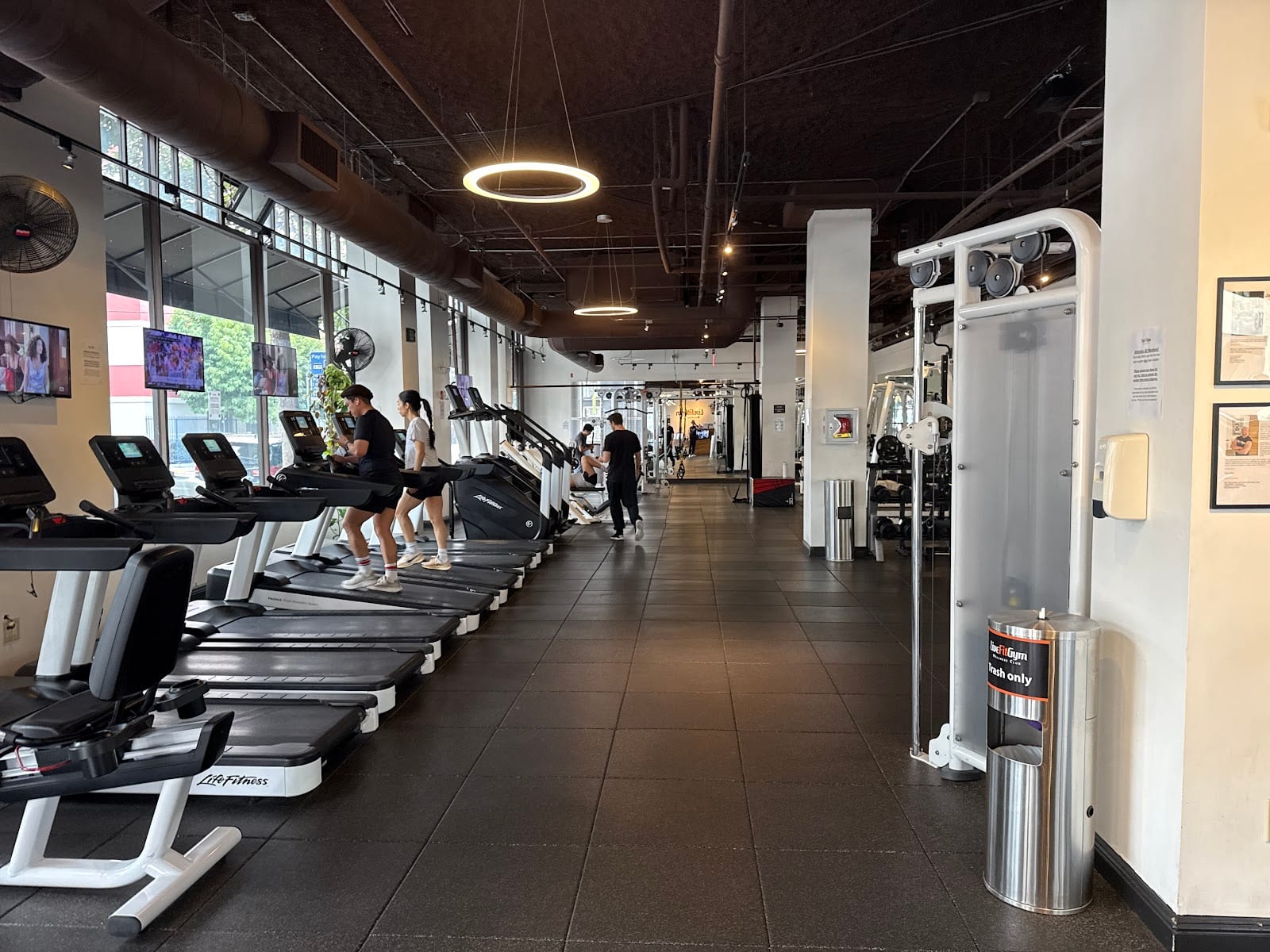 Live Fit Gym • Hayes Valley, photo 2