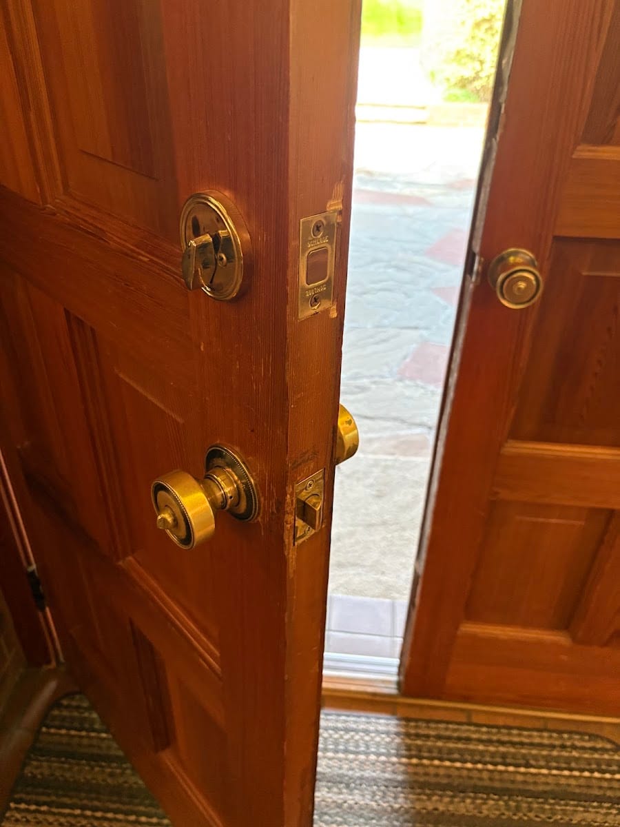 EnD Locksmith Thornhill Service