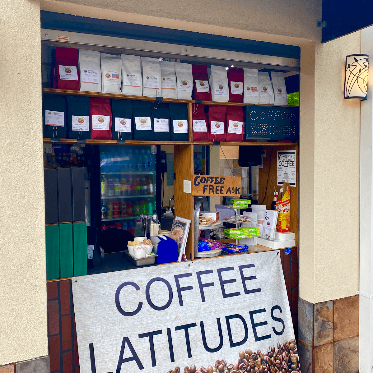 Coffee Latitudes Cafe & Roastery, photo 2