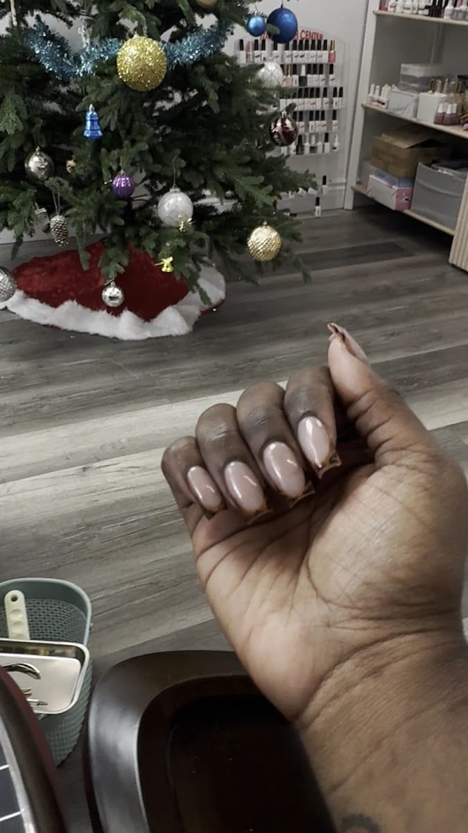 Henry Nails & Spa, photo 2