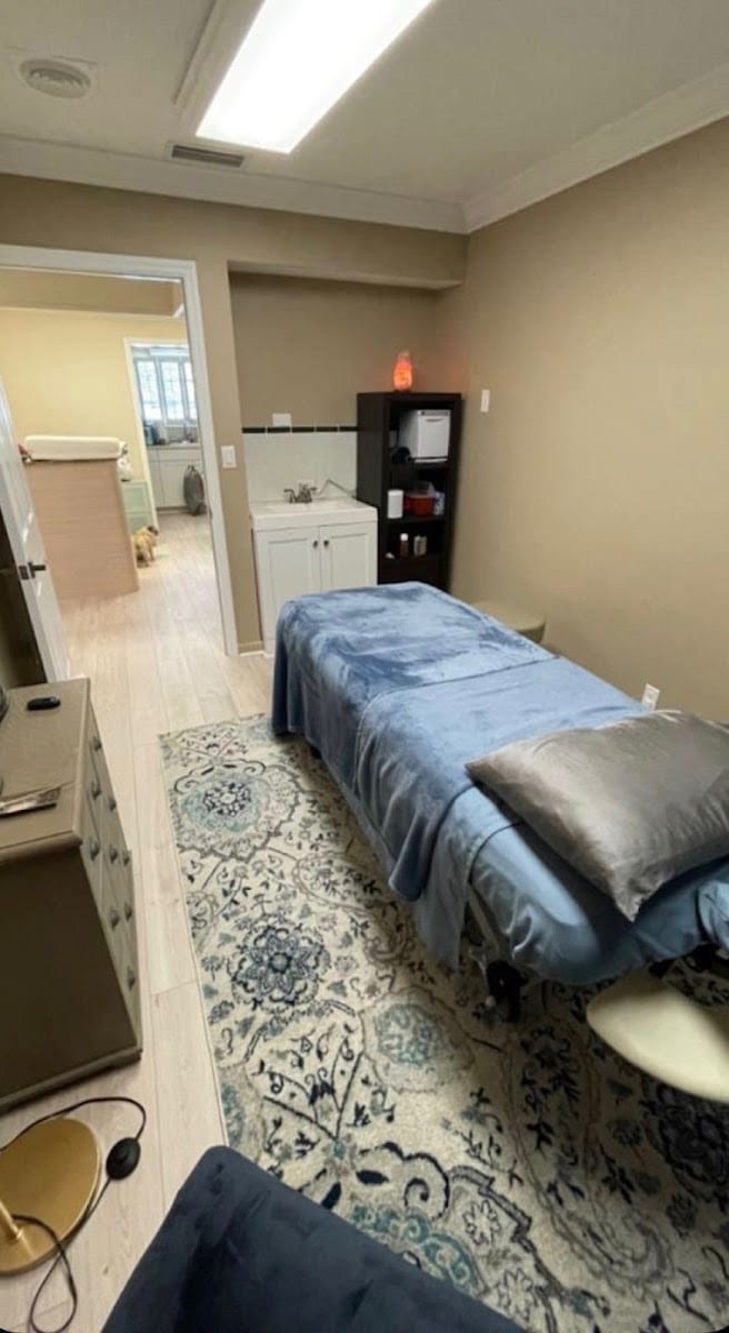 Vital Essence Massage