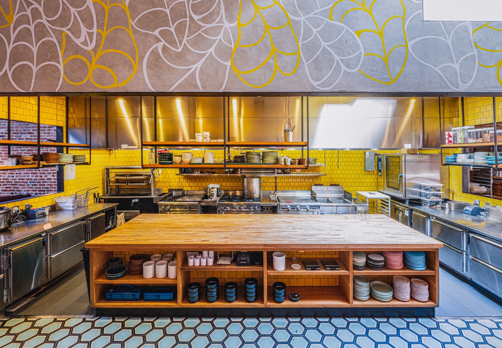 Liholiho Yacht Club, photo 2