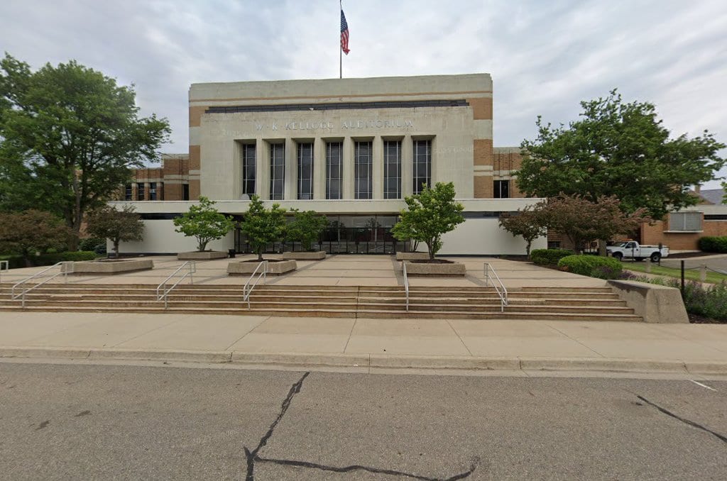W.K. Kellogg Preparatory High School, photo 3