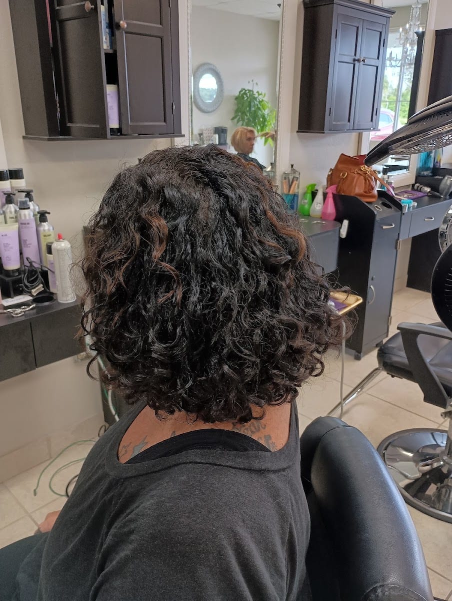 Curly haircuts by Julie P