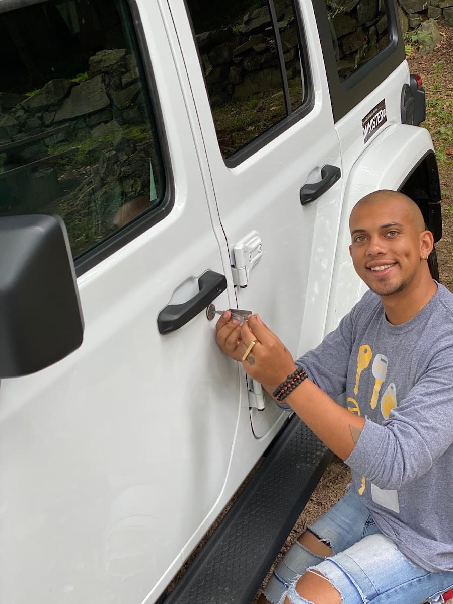 KeyMe Locksmiths