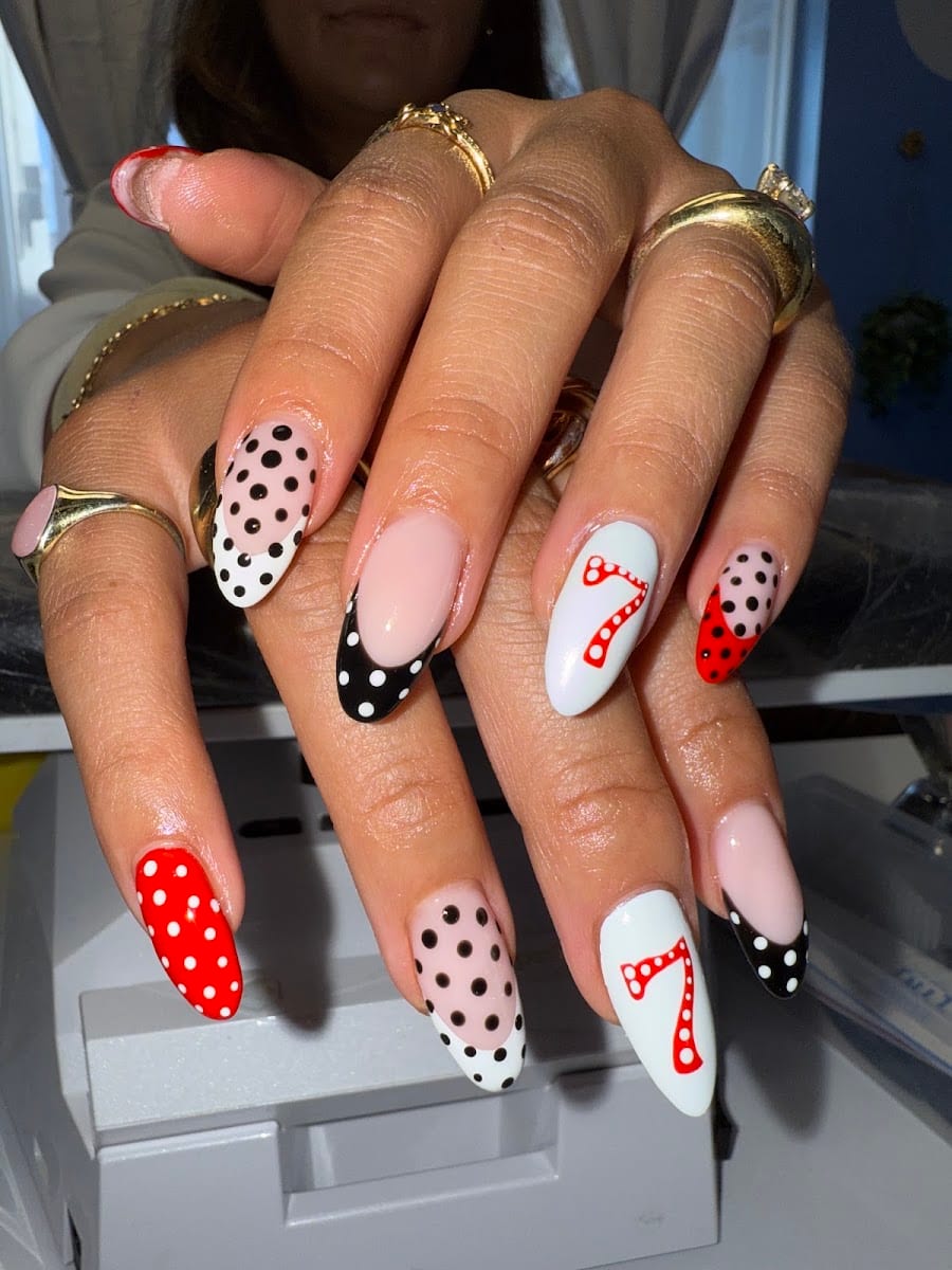 The Gel Spot with Lo, photo 3
