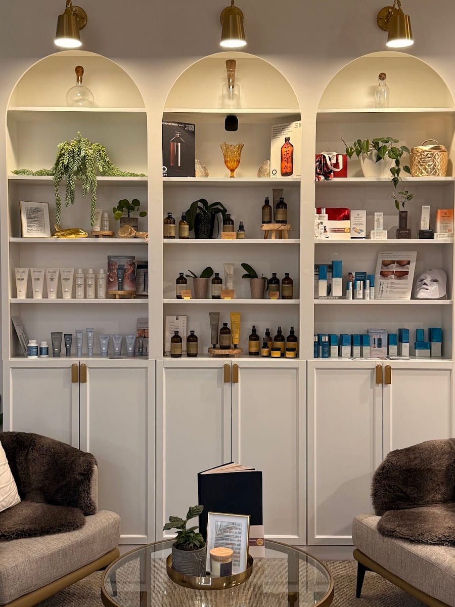 CariLeigh beauté collective