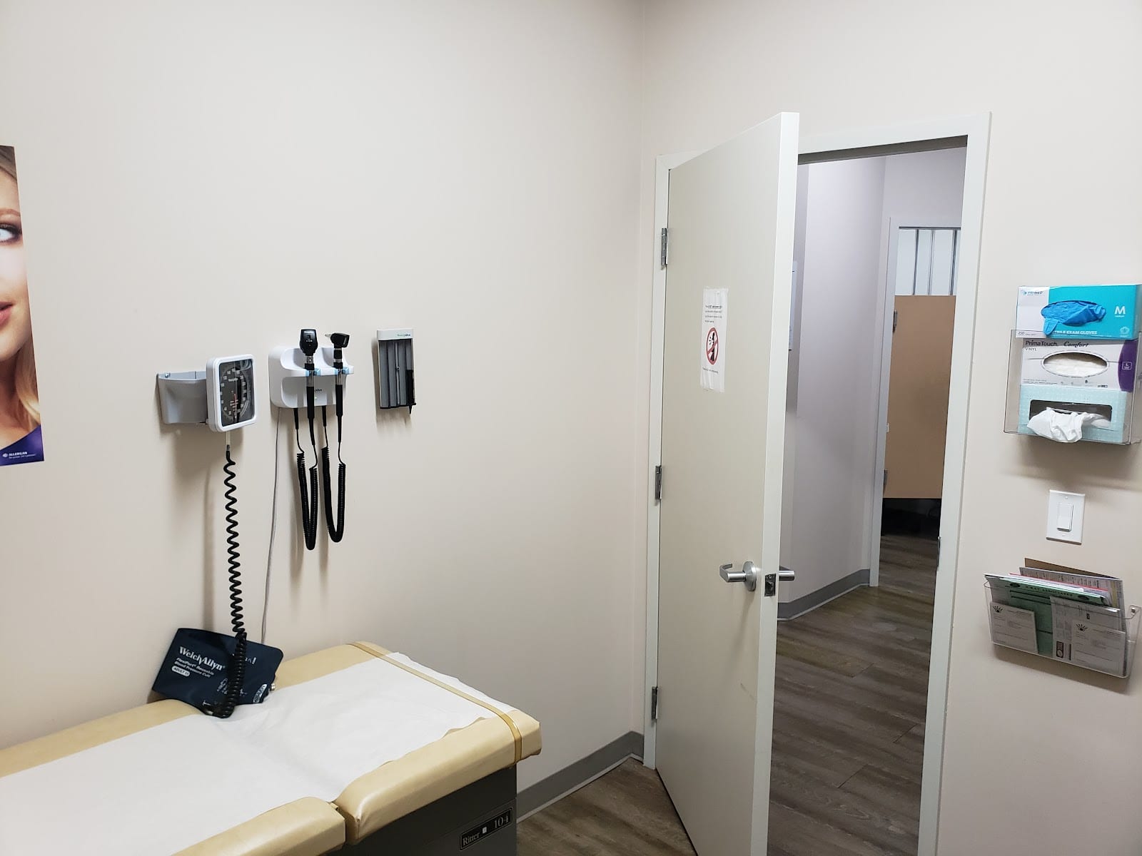 Elgin Mills Crossing Medical Centre, photo 4
