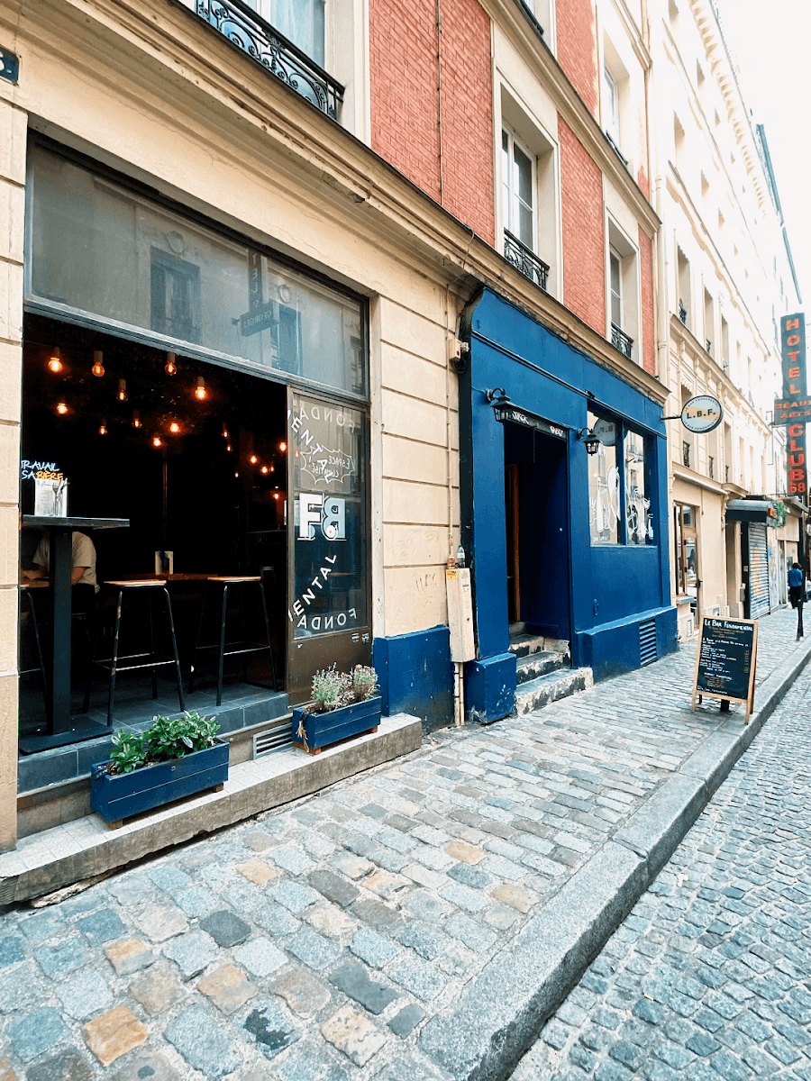 Le Bar Fondamental - L.B.F. - Pigalle, photo 2