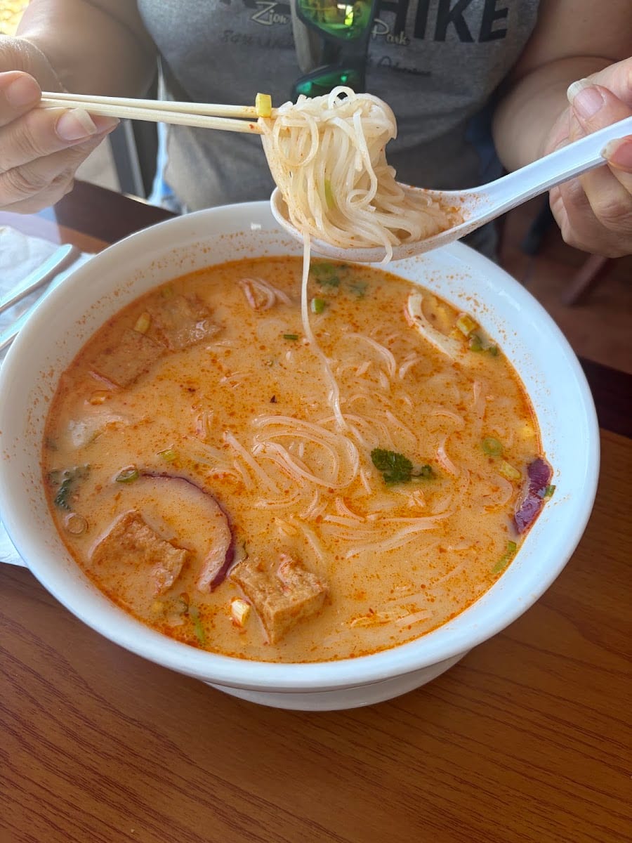 Bunnisa's Thai Cuisine, photo 3