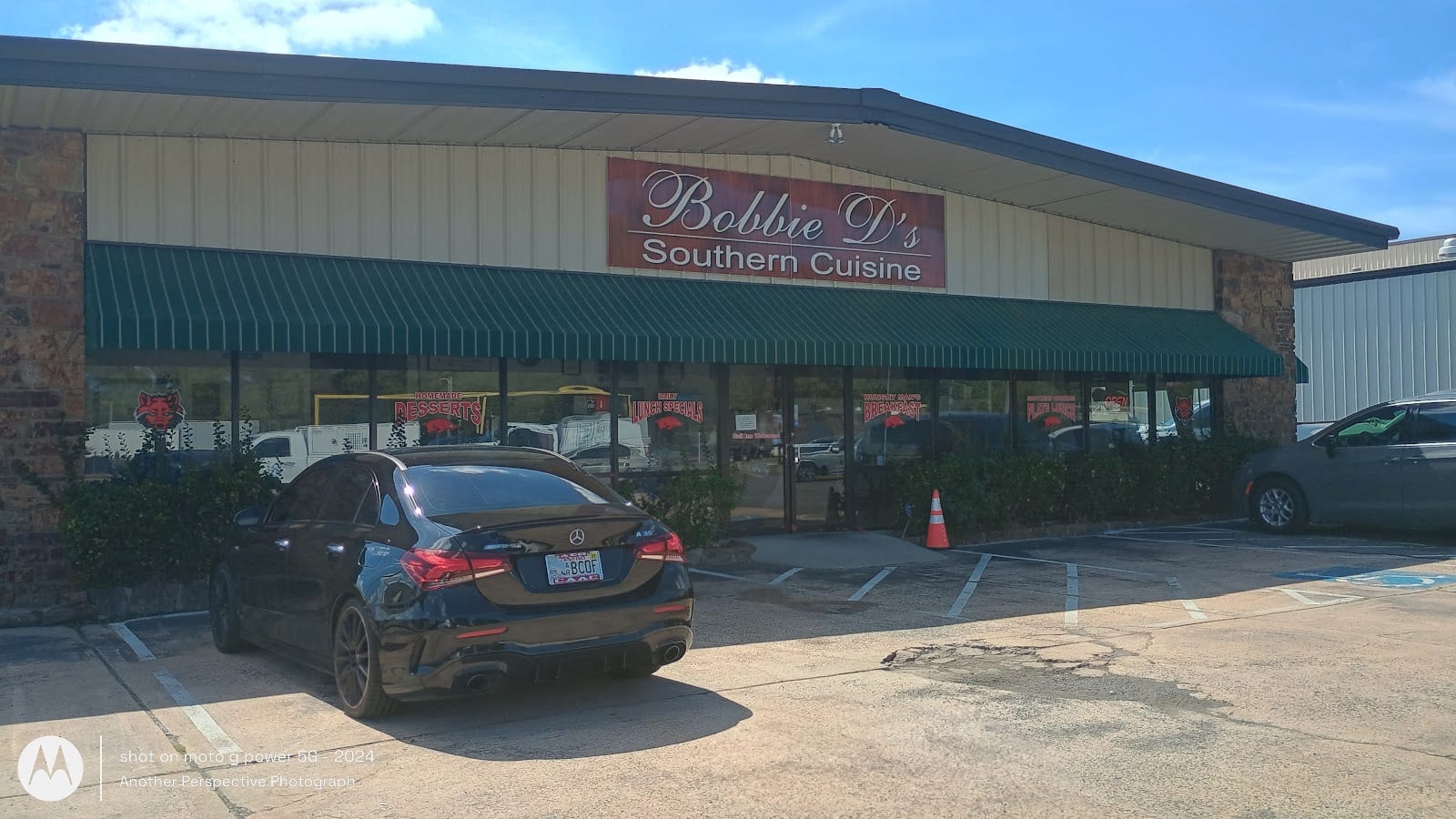 Bobbie D's Southern Cuisine