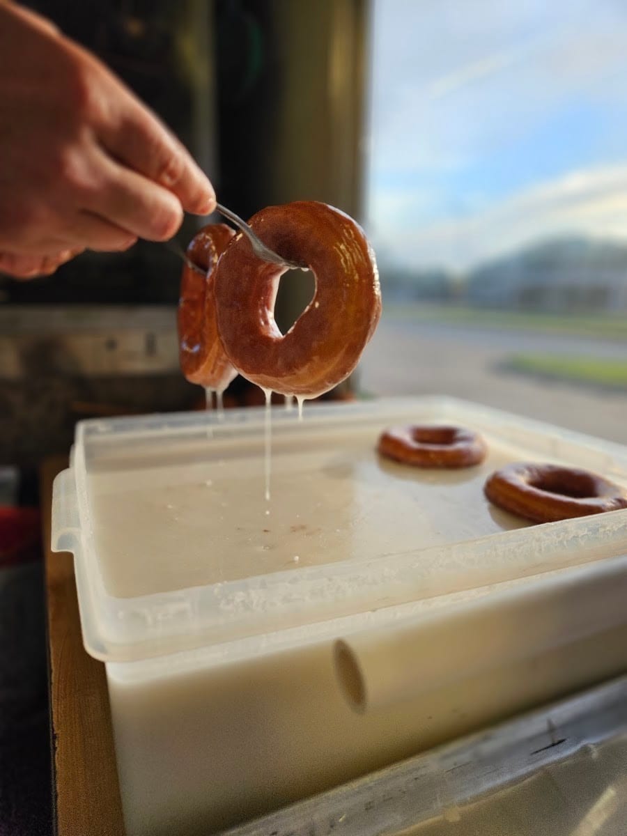 Lorretta's Donut Wagon, photo 3