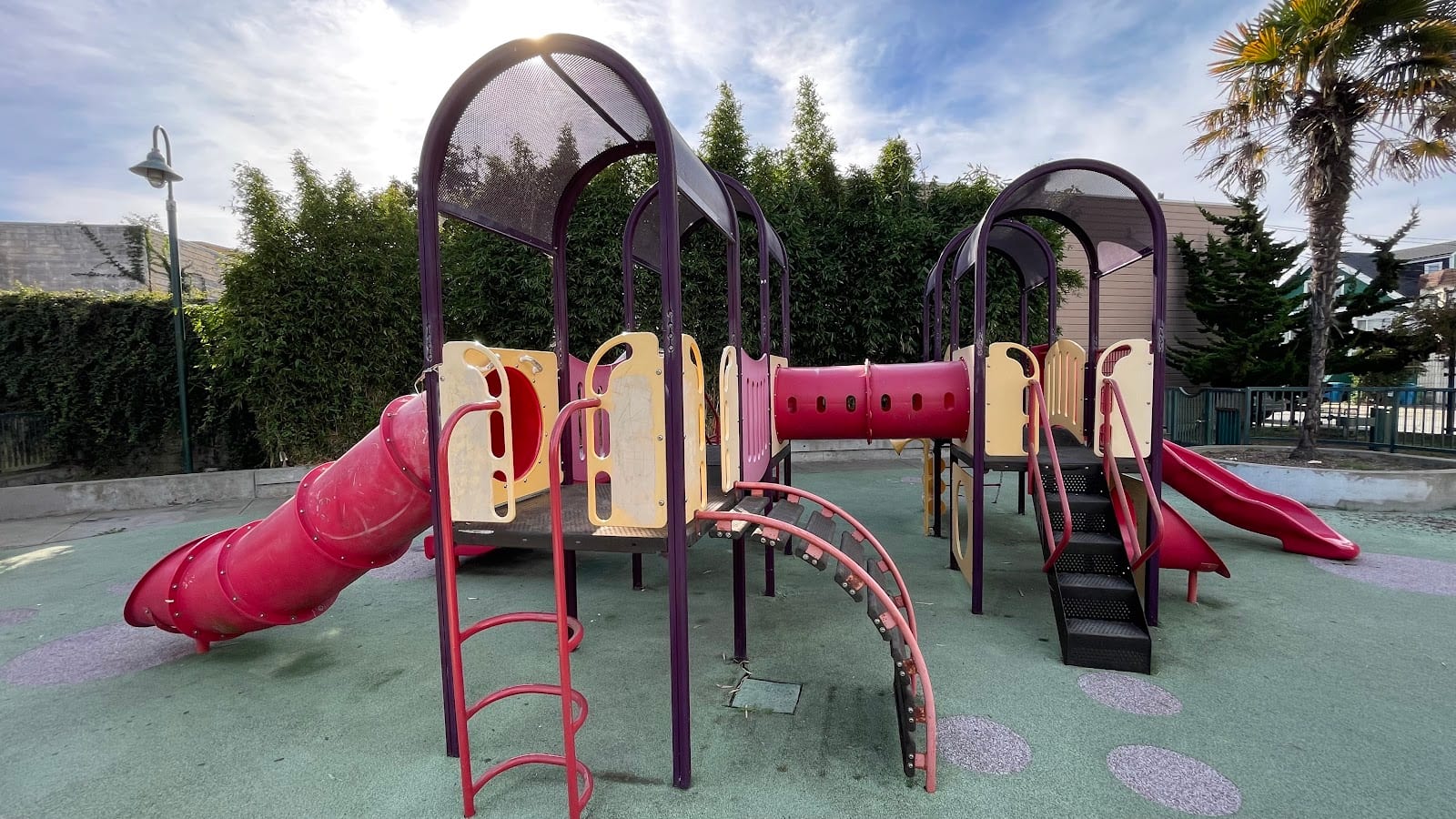 Lessing and Sears Mini Park, photo 2