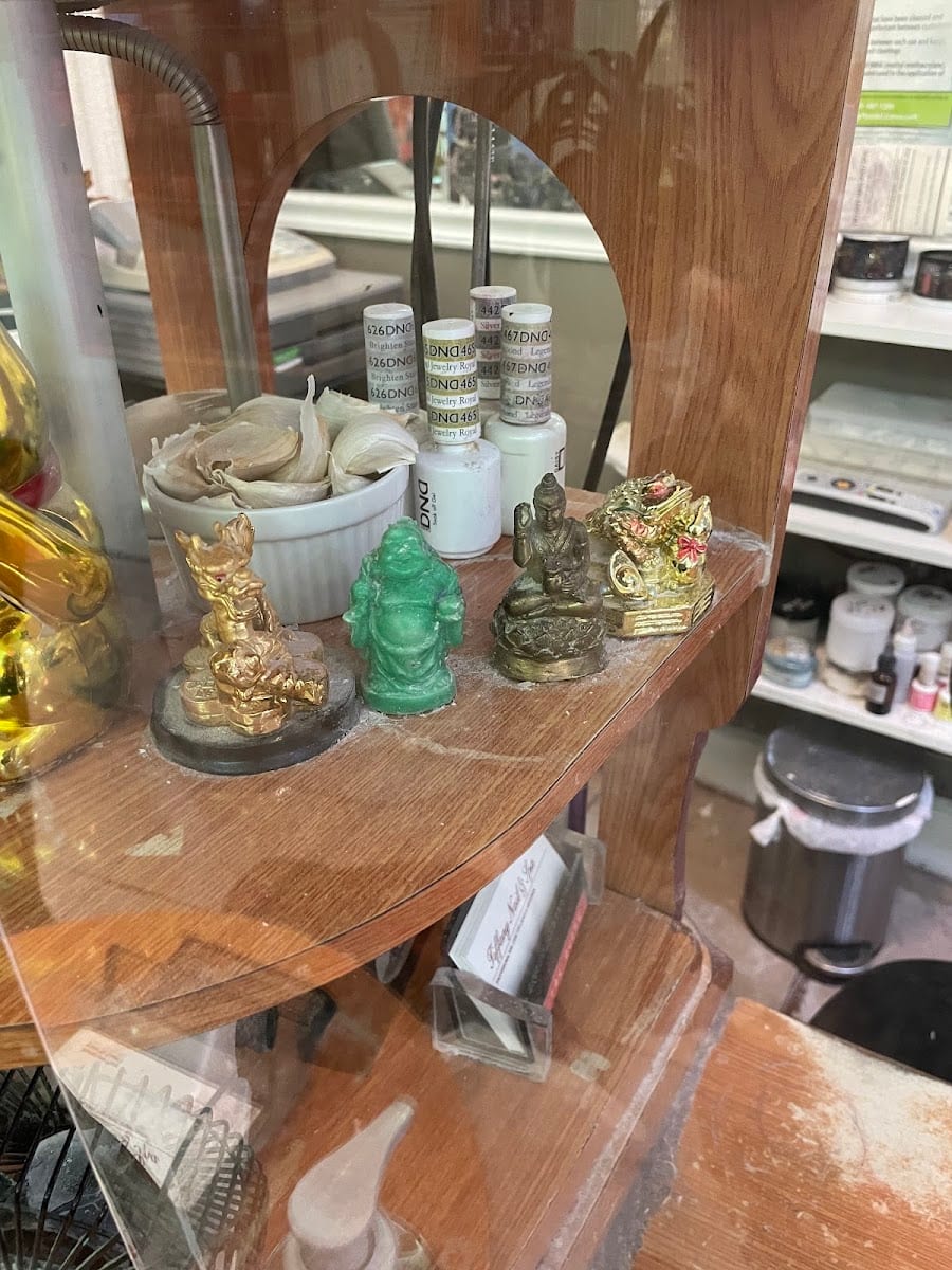 Tiffany Nail and Spa, photo 2