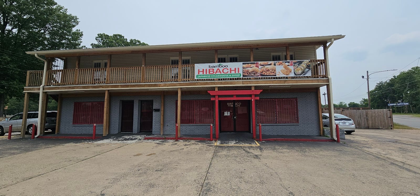 Bamboo Airport - Hibachi Japanese Steakhouse & Sushi
