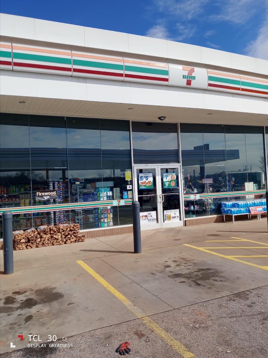 7-Eleven, photo 2