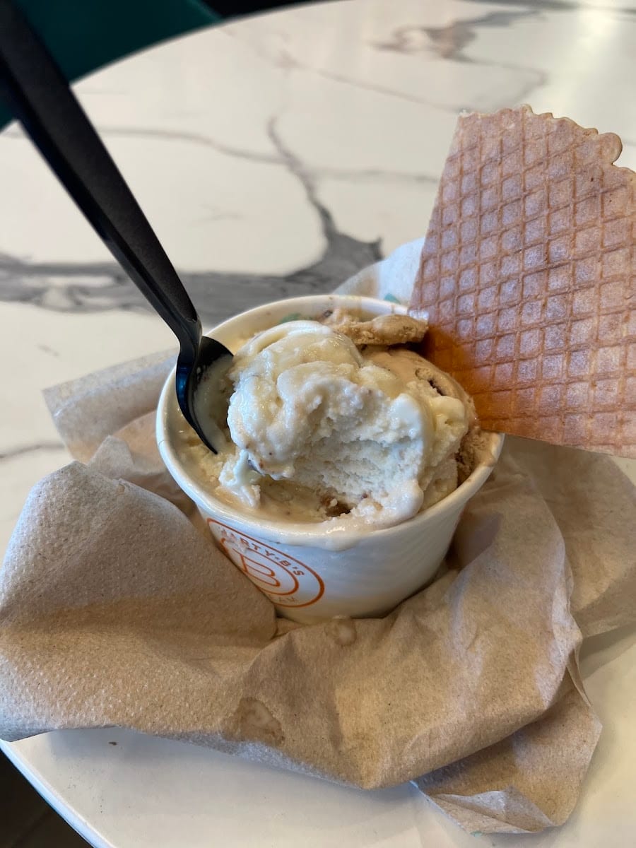 Marty B's Ice Cream, photo 4