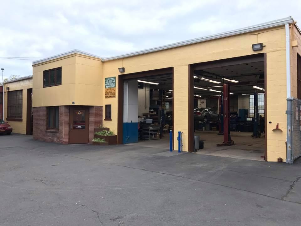 Schrader's Garage