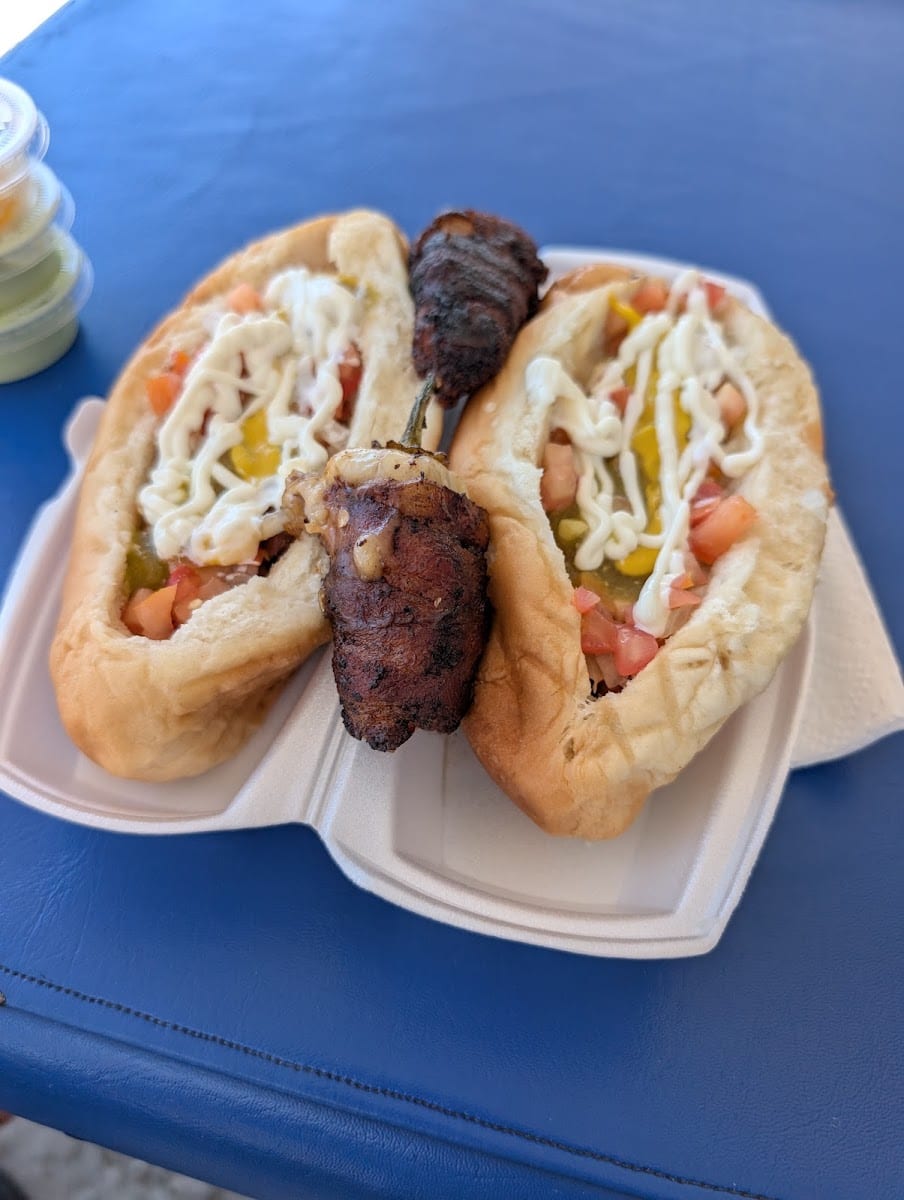 Tacos y Hot Dogs el Manantial