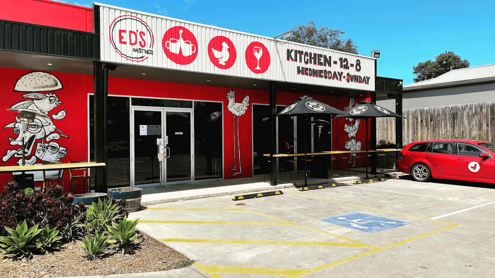 Ed’s Hastings, photo 2