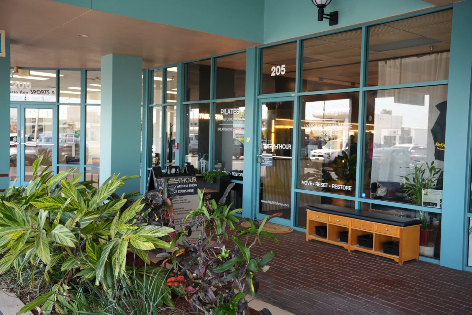 The 24th Hour Sarasota │ Boutique Pilates, Yoga & Wellness Studio