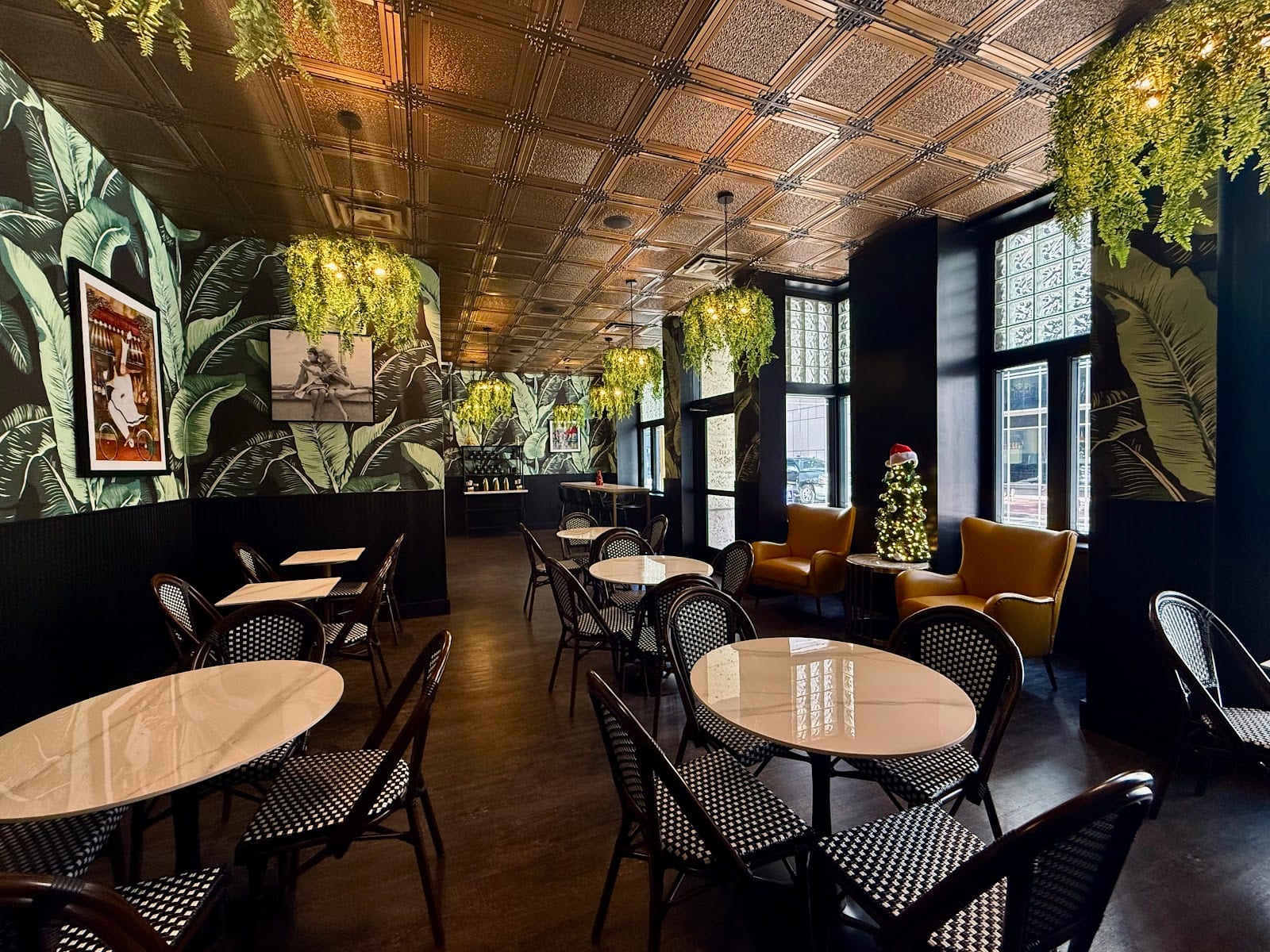 Le Café at The Admiral Hotel, photo 2